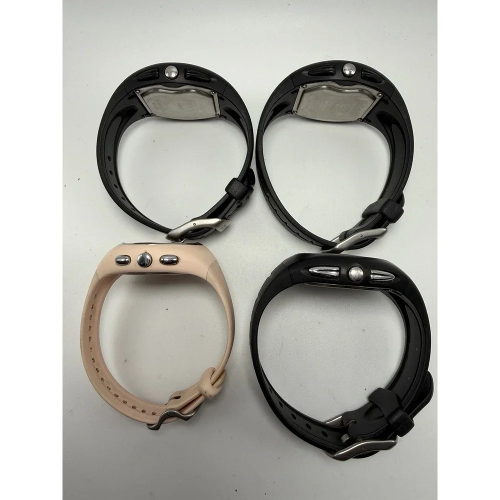 Polar F6‎ Fitness Watch Only Lot Of 4 New Batteries Pre-owned Black Pink